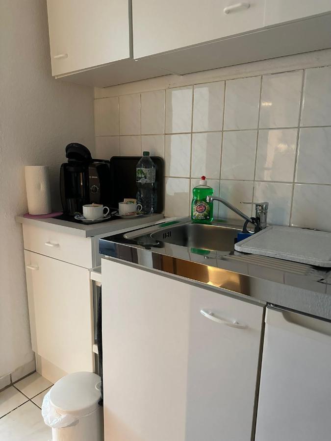 Jasmin'S Apartment Krefeld Exterior foto